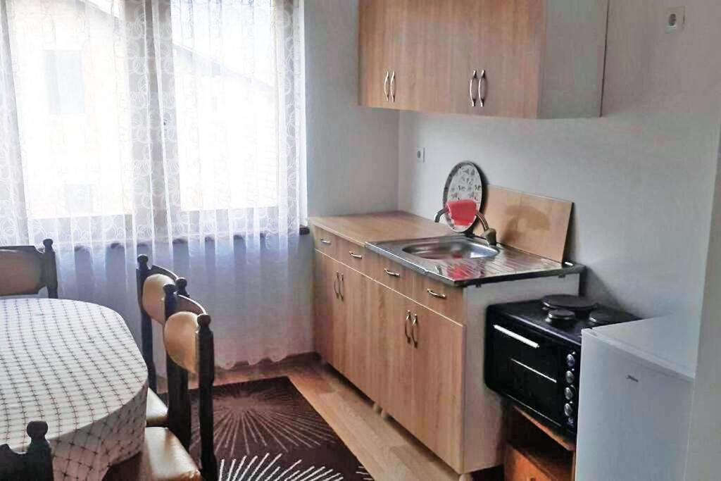 Lovely 1 Bedroom Within Walking Distance, Views เปเย ภายนอก รูปภาพ